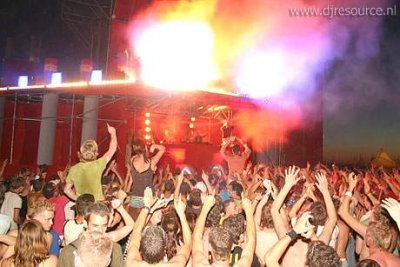 Our MEMBERS can Enlarge : Defqon.1