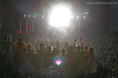 Our MEMBERS can Enlarge : Defqon.1