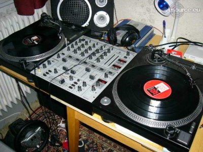 Enlarge : Behringer Djx-700