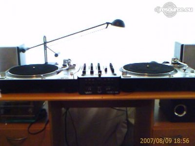 Enlarge : Booth-Victor-G