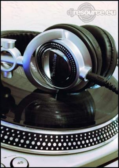 Our MEMBERS can Enlarge : Headset