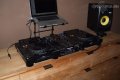 Woudtje-s-CDJ-2000-Booth