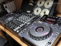 Yani-s-DJ-Booth-May-11