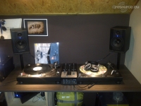 Ynnck-s-DJ-Booth-Feb-11
