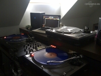 Ynnck-s-DJ-Booth-Jul-12