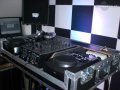 Yvaroz-s-DJ-Booth