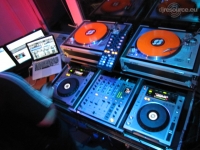 Ywe-s-DJ-Booth-Jan-12