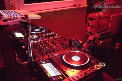 Our MEMBERS can Enlarge : DJ Studio // Home Setup