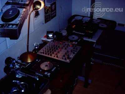 Booth: New-Booth
