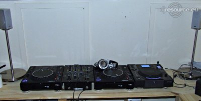 Show this booth : Dr's DJ -Booth Aug'12
