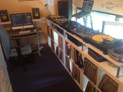 Show this booth : celedj's DJ -Booth Jul'13