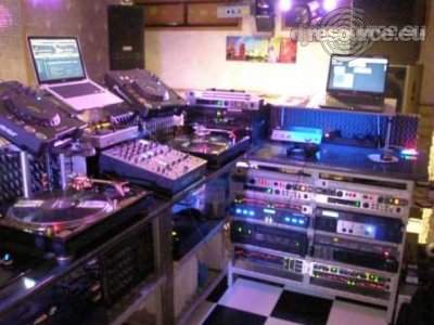 Our MEMBERS can Enlarge : chimo's DJ-Booth