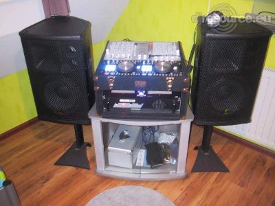 Our MEMBERS can Enlarge : dabase's DJ-Booth