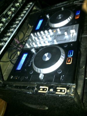 Our MEMBERS can Enlarge : Numark Mixdeck Express