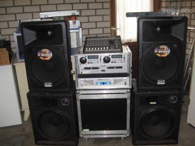 Our MEMBERS can Enlarge : My dj-booth