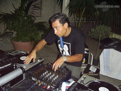 Booth: Djd-Live