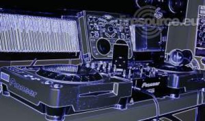 Our MEMBERS can Enlarge : dj booth blue neon