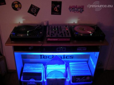 Enlarge : Dj-Mixer