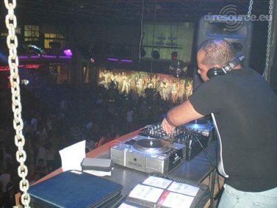 Our MEMBERS can Enlarge : djredsea's DJ-Booth