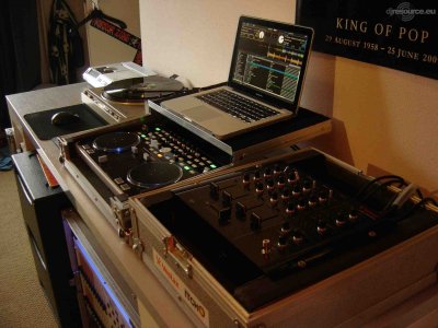 Booth: djserge97's DJ Booth Aug'11