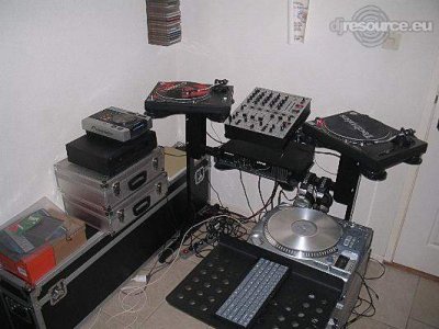 Enlarge : dj booth inc nieuwe HDX Enlarge : dj booth inc nieuwe HDX