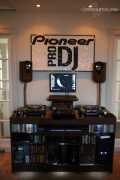 Dreki-s-booth