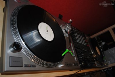 Our MEMBERS can Enlarge : DJ Booth 2010