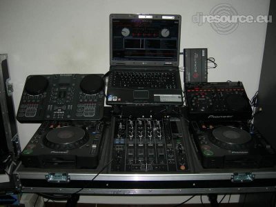 Our MEMBERS can Enlarge : Mia-Console-