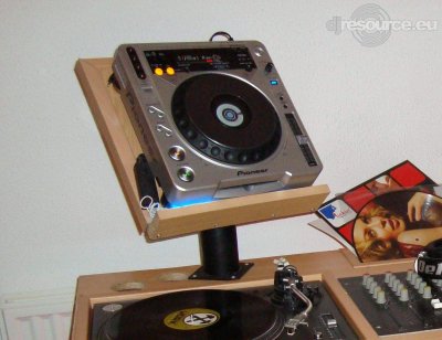 Our MEMBERS can Enlarge : jimmy_deluxe's DJ-Booth