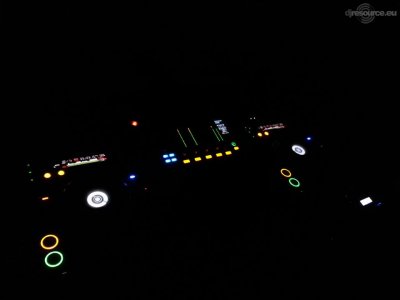 Our MEMBERS can Enlarge : Dark  booth