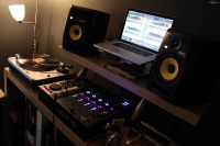 juless-s-DJ-Booth-May-10