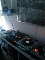kuituhh-s-DJ-Booth-Nov-10