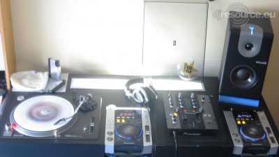 Show this booth : mane-1's DJ -Booth Mar'13