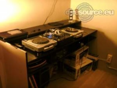 Enlarge : matezo's DJ-Booth Enlarge : matezo's DJ-Booth