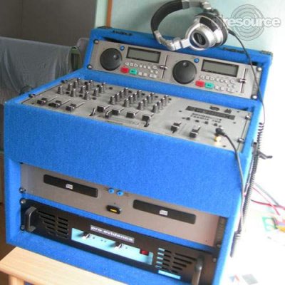 Enlarge : DJ mez - beginners gear