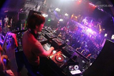 Our MEMBERS can Enlarge : erick e djm 1000 5 x cdj 1000