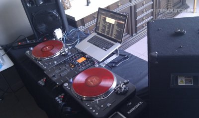Show this booth : Dj Booth Mr. Diedje