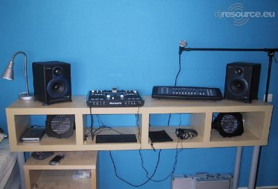 Our MEMBERS can Enlarge : updat 1e dj booth