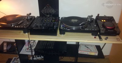 Show this booth : p-wee's DJ -Booth Jan'13
