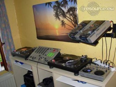 Our MEMBERS can Enlarge : Phaders Dj Booth
