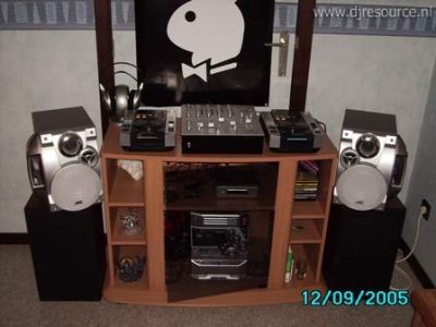 Enlarge : Po@Zzz dj booth Enlarge : Po@Zzz dj booth