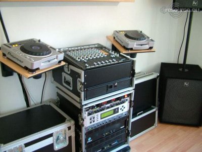 Booth: remixer's DJ-Booth v3
