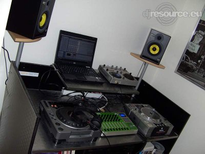 Booth: Tijdelijk zonder Mixer