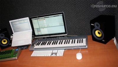 Our MEMBERS can Enlarge : Studio 22-12-2008