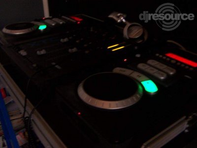 Our MEMBERS can Enlarge : dj booth vernieuwd