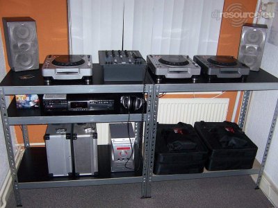 Booth: Robbert's-DJ-booth
