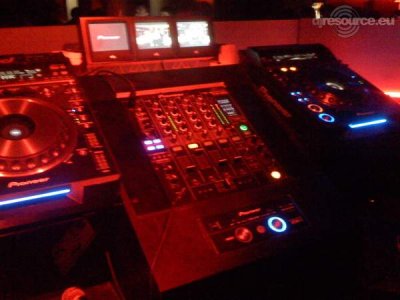 Our MEMBERS can Enlarge : XXI (21) Club, Dublin