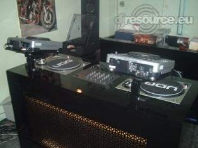 Enlarge : Dj-Booth