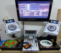 sl1200ltd-s-DJ-Booth-Nov-12