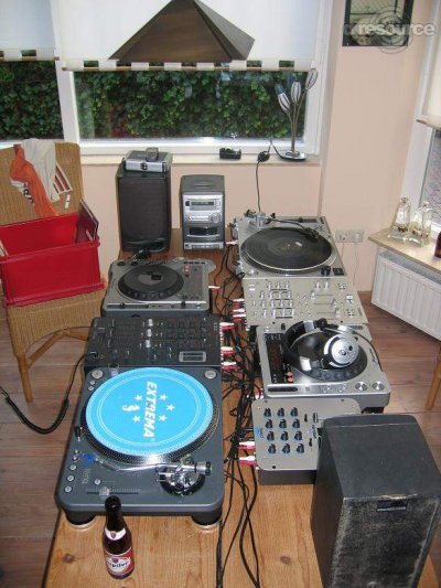 Booth: Dj Booth x2